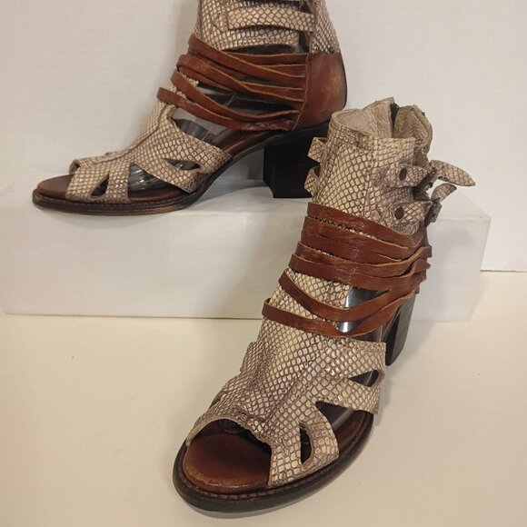 FREEBIRD by Steven Sz 9 "Nest" Strappy Sandal Ankle Boots Reptile/Suede Leather - Picture 3 of 15